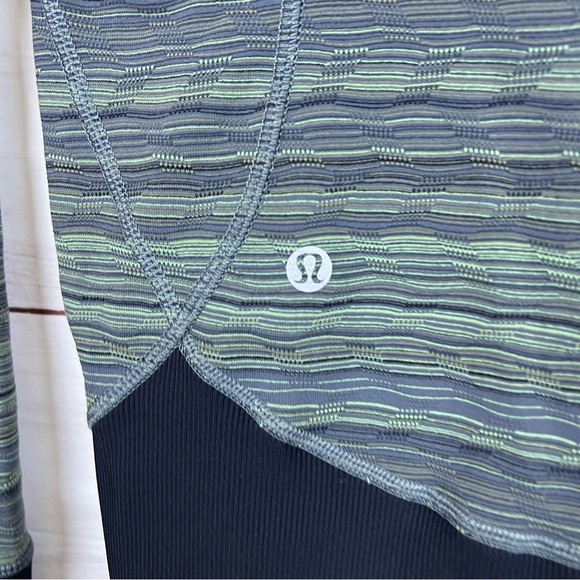 Lululemon Daily Practice Jacket Size 8 - Picture 4 of 5